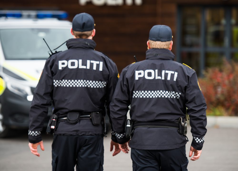 Норвегія конфіскує картки водіїв з країн третього світу, ставлячи під сумнів законність їх видання